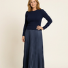 Claudia - Vestido maxi con jersey y falda plisada