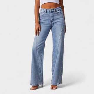 María™ | Jeans de Corte Flare