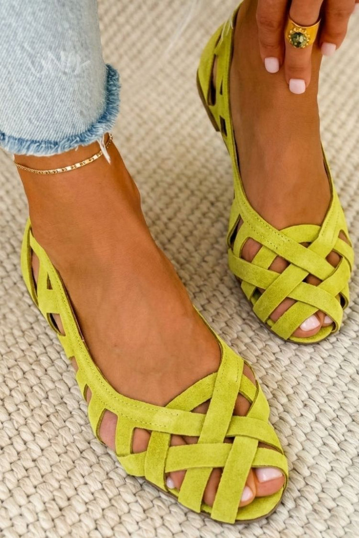 Hina | Sandalias planas de puntera abierta y material trenzado
